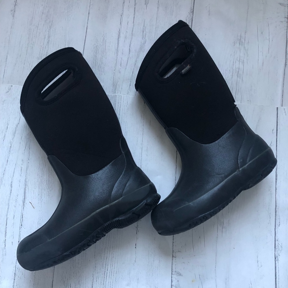 Kids weather proof water proof insulated boots